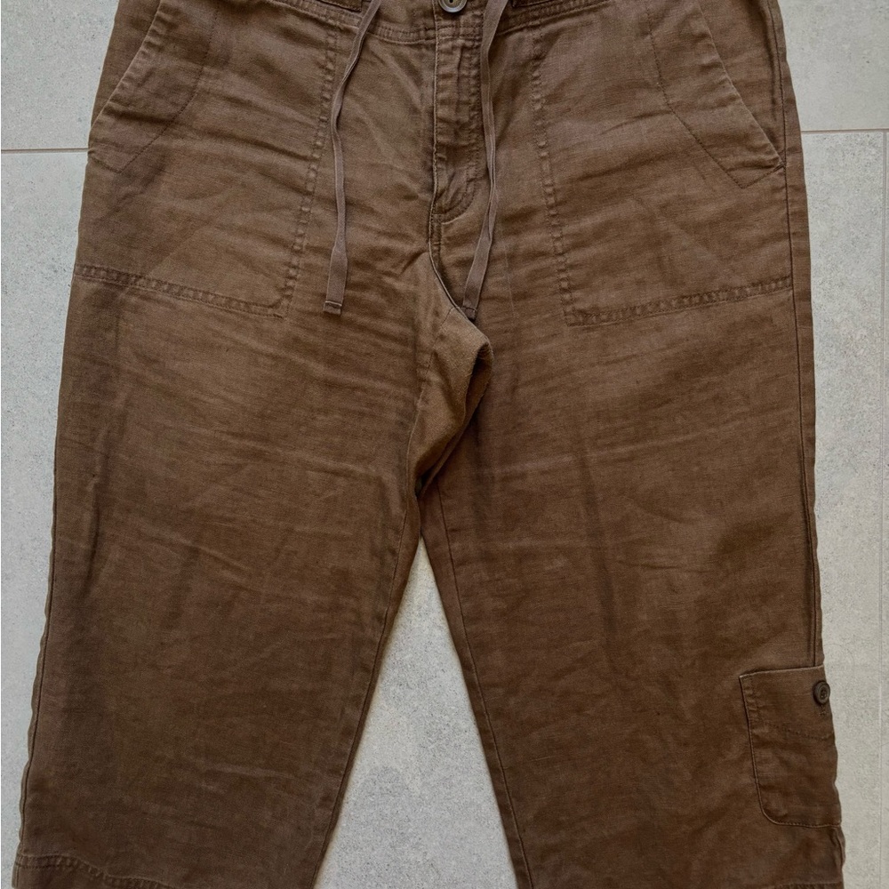 Eddie Bauer Brown Cargo Pants with Straight Leg